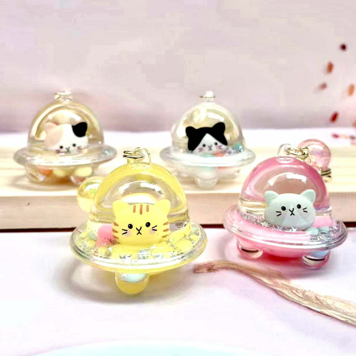 Cat Ufo Floaty Key Charm