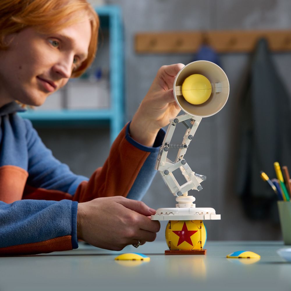 LEGO Ideas: Disney Pixar Luxo Jr.