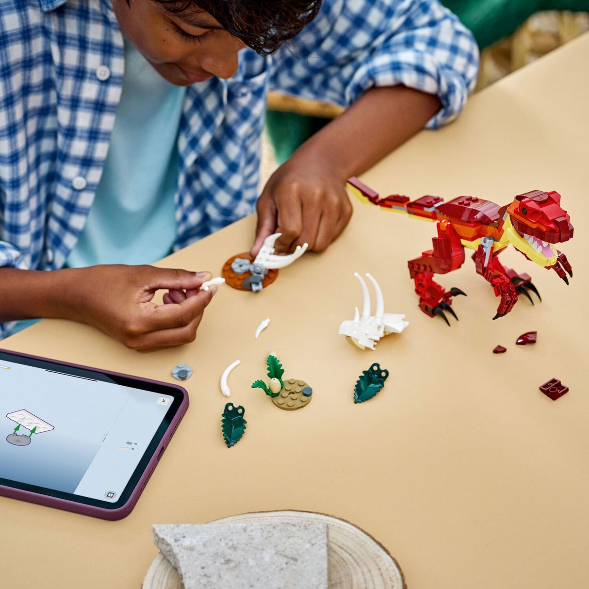 LEGO Creator: Fierce Dinosaur