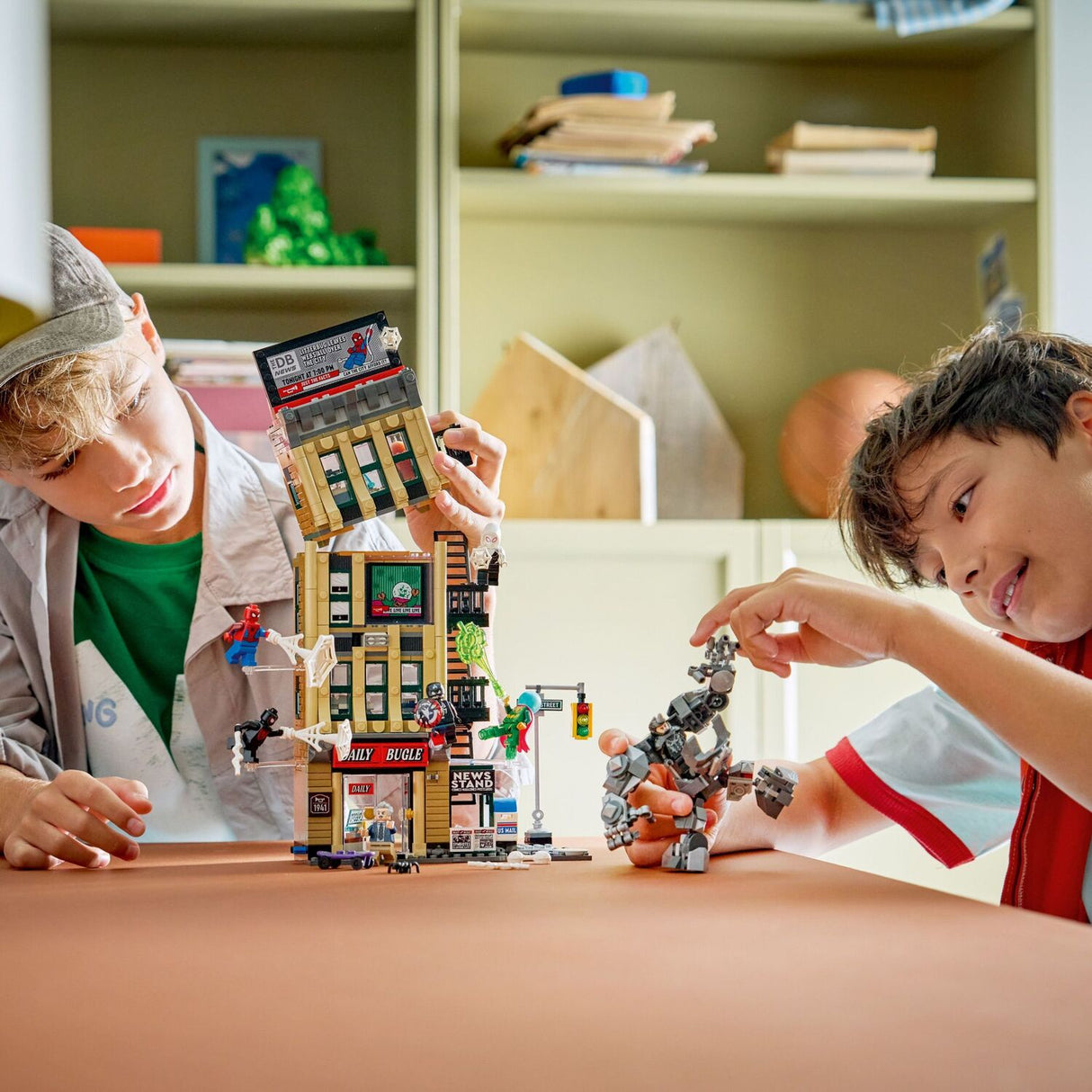 LEGO Super Heroes Marvel: Spider-Man vs. Mysterio: The Daily Bugle
