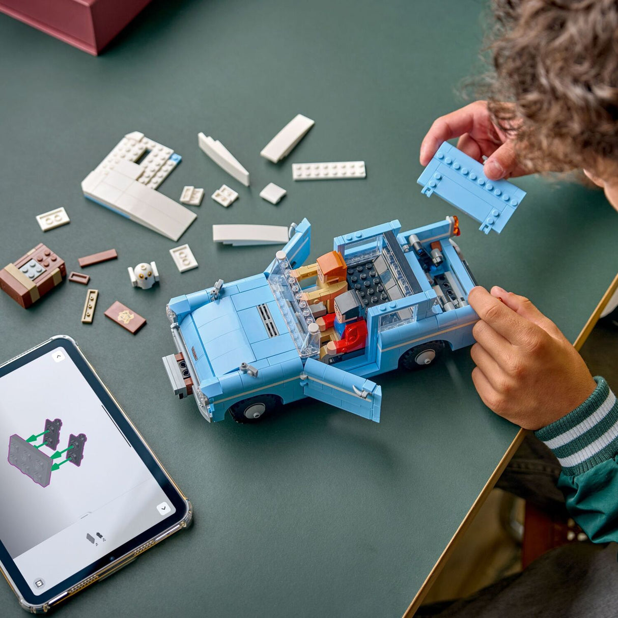 LEGO Harry Potter: Enchanted Flying Ford Anglia™