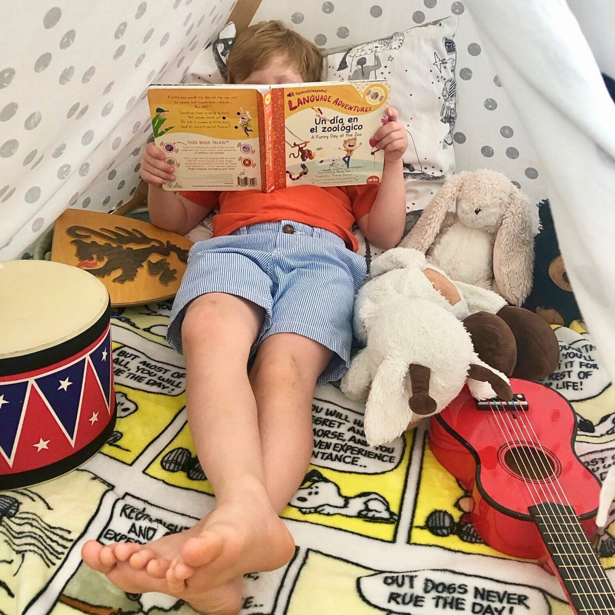 A Funny Day at the Zoo - Language Adventure Book (English)