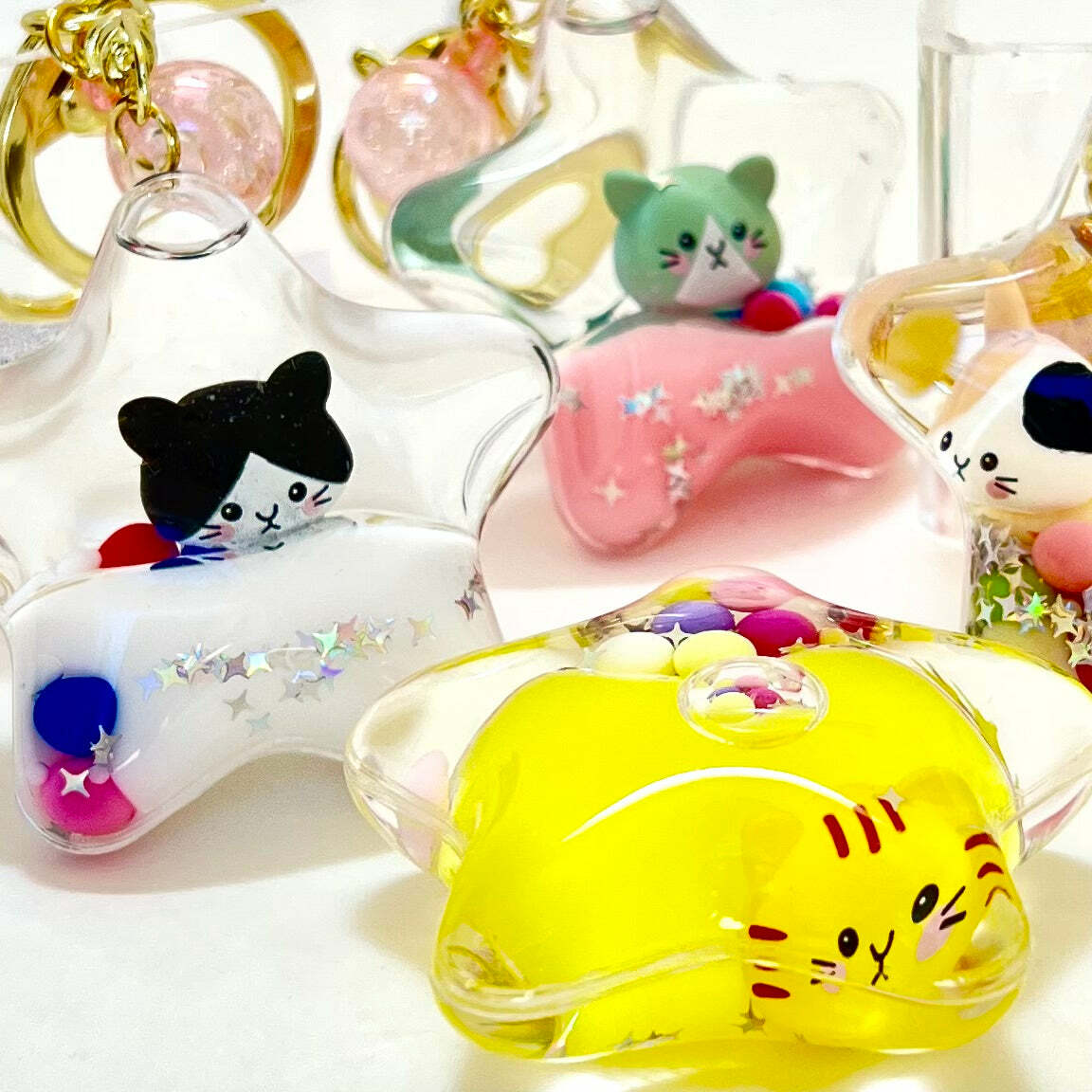 Kitty Star Floaty Key Charm 