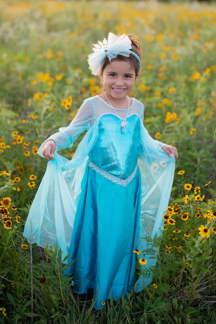 Ice Queen Dress With Cape (Size 3-4)