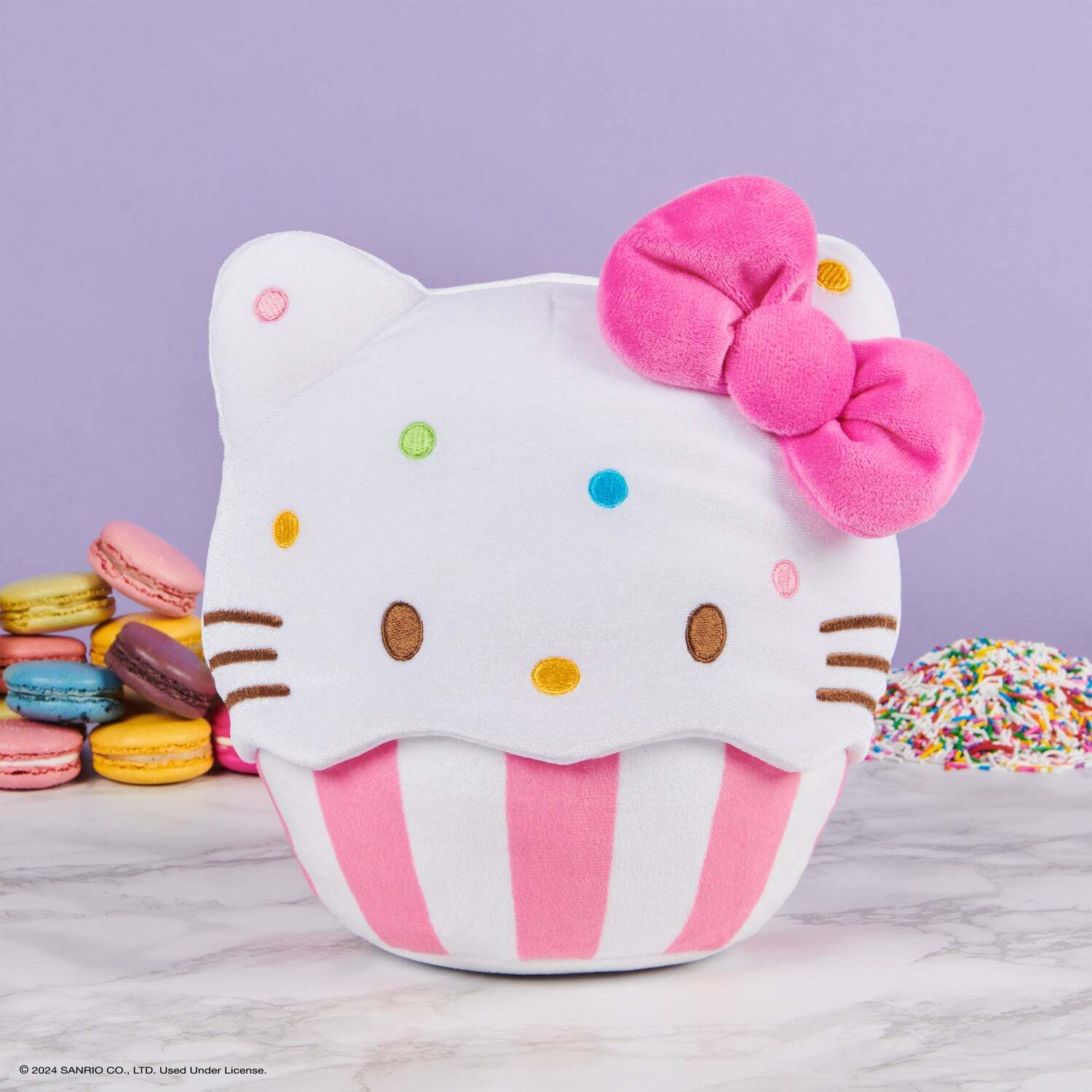 Hello Kitty Cupcake, 8 In – Dancing Bear Toys