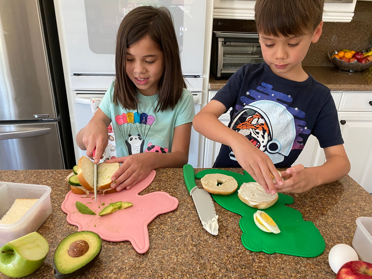 Rainbows & Unicorns Cutting Board & Knife Set