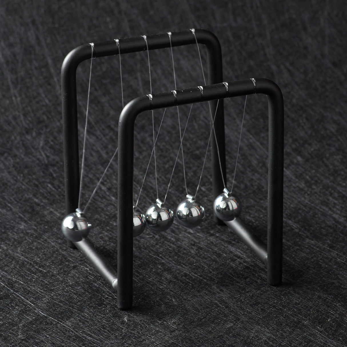 Newtons Cradle (9cm)