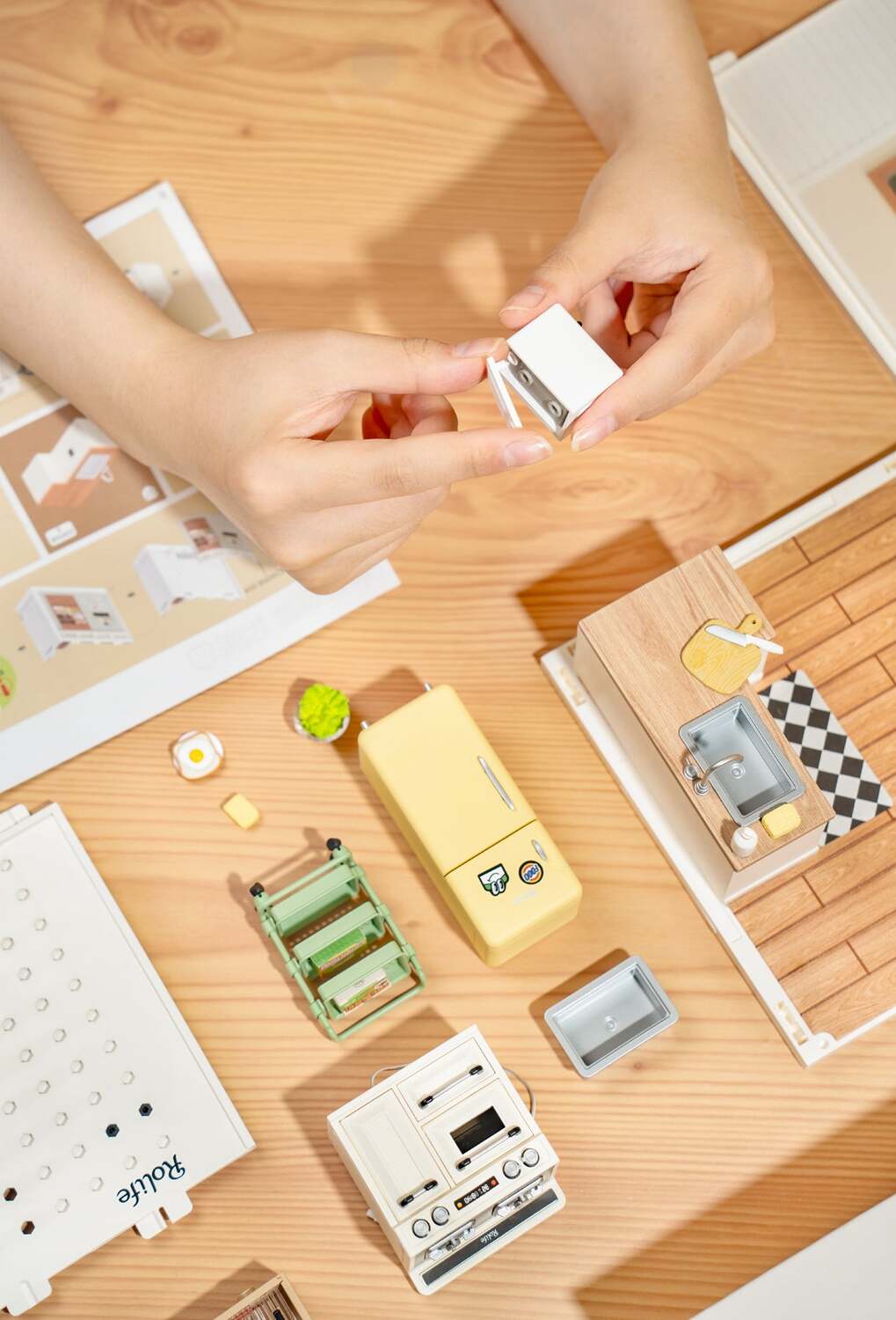 DIY Miniature: Happy Meals Kitchen