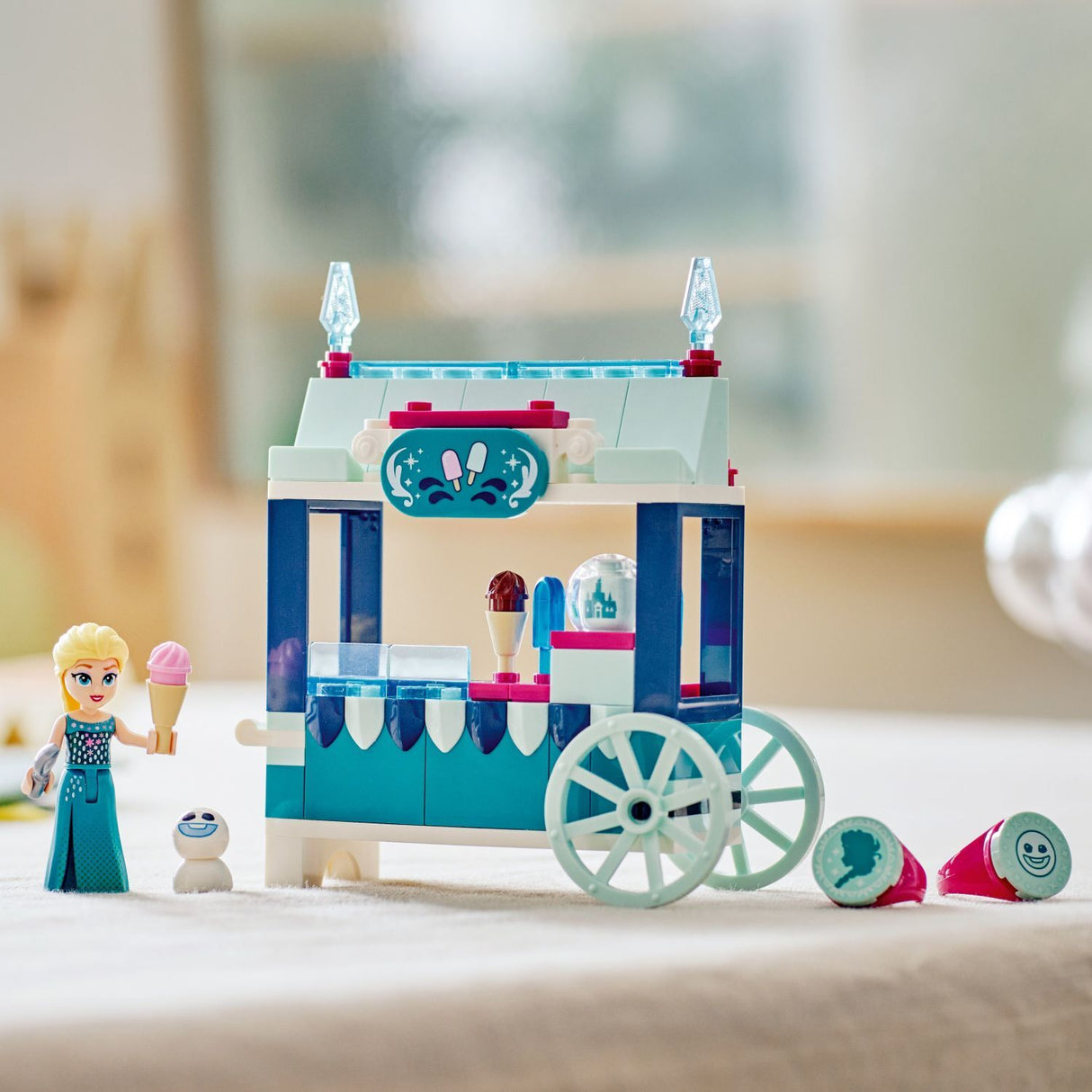 LEGO Disney Princess: Elsa's Frozen Treats