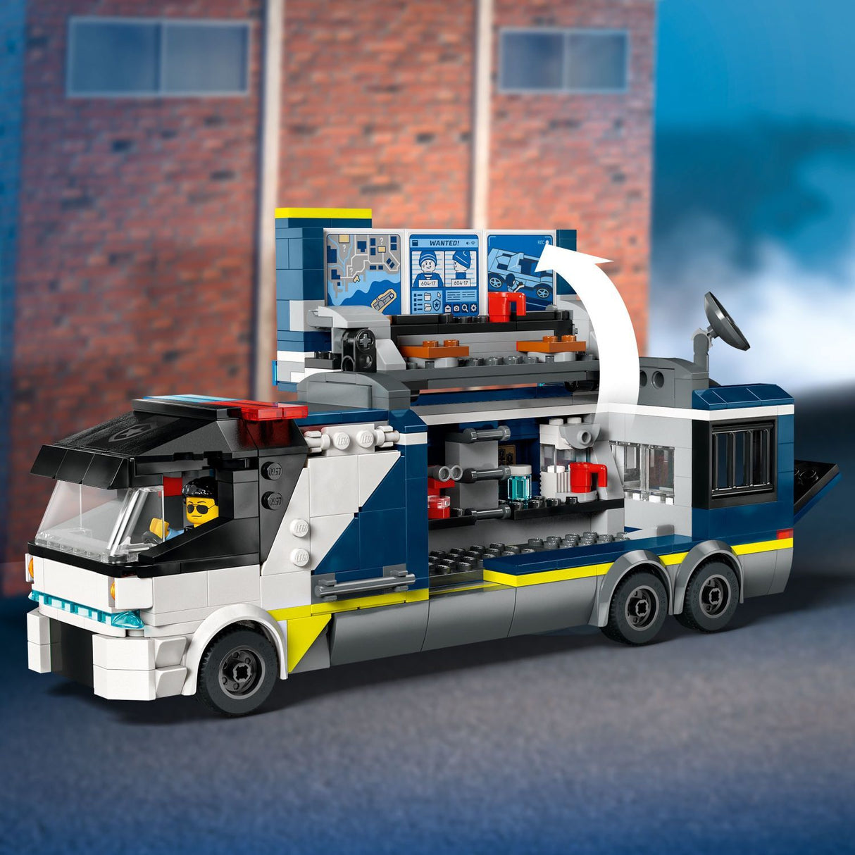 LEGO® City Police: Police Mobile Crime Lab Truck