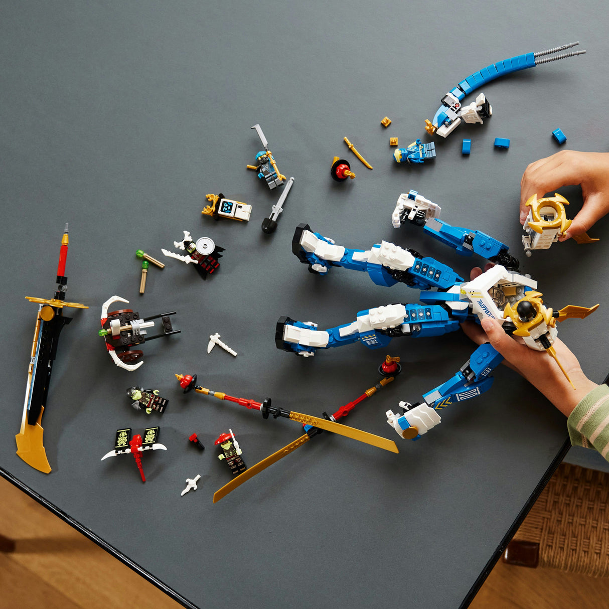 LEGO® NINJAGO: Jay’s Titan Mech