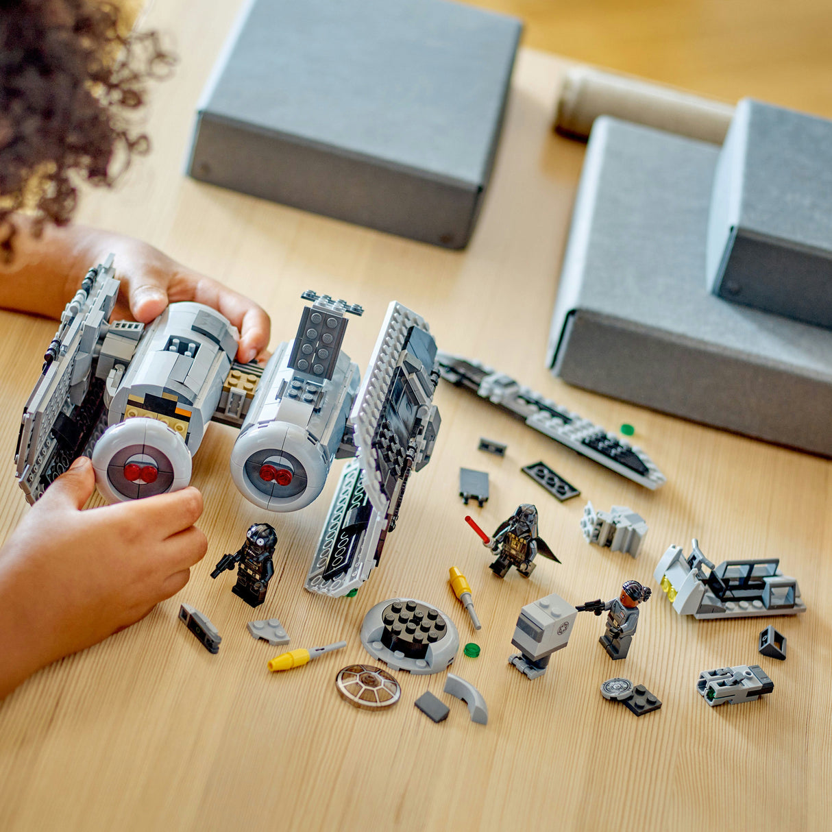 LEGO® Star Wars: TIE Bomber