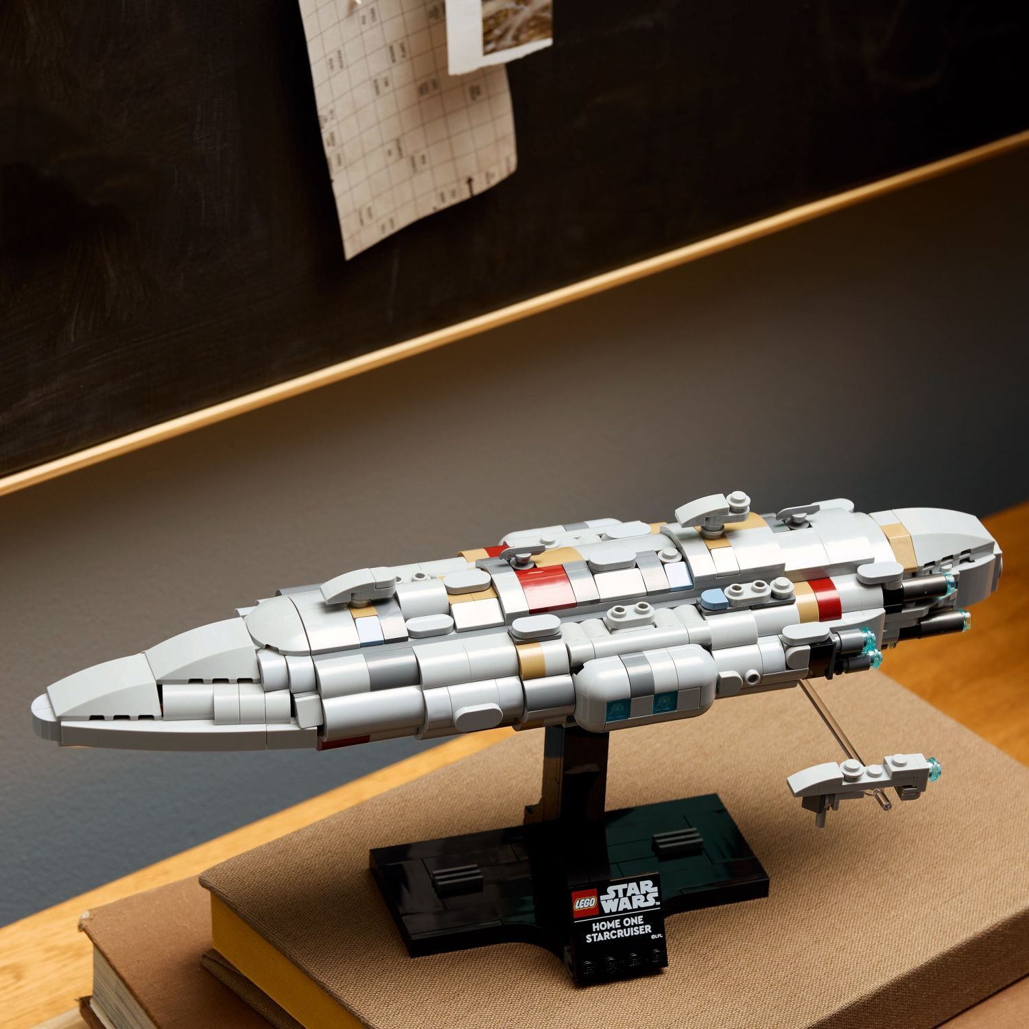 LEGO Star Wars: Home One Starcruiser – Dancing Bear Toys
