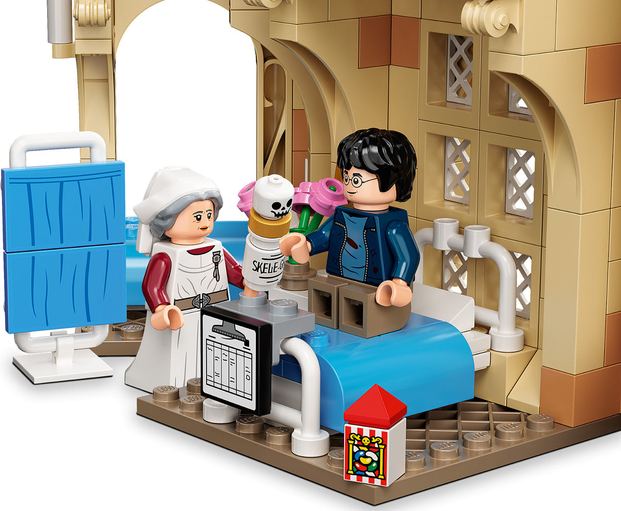 LEGO® Hogwarts Hospital Wing