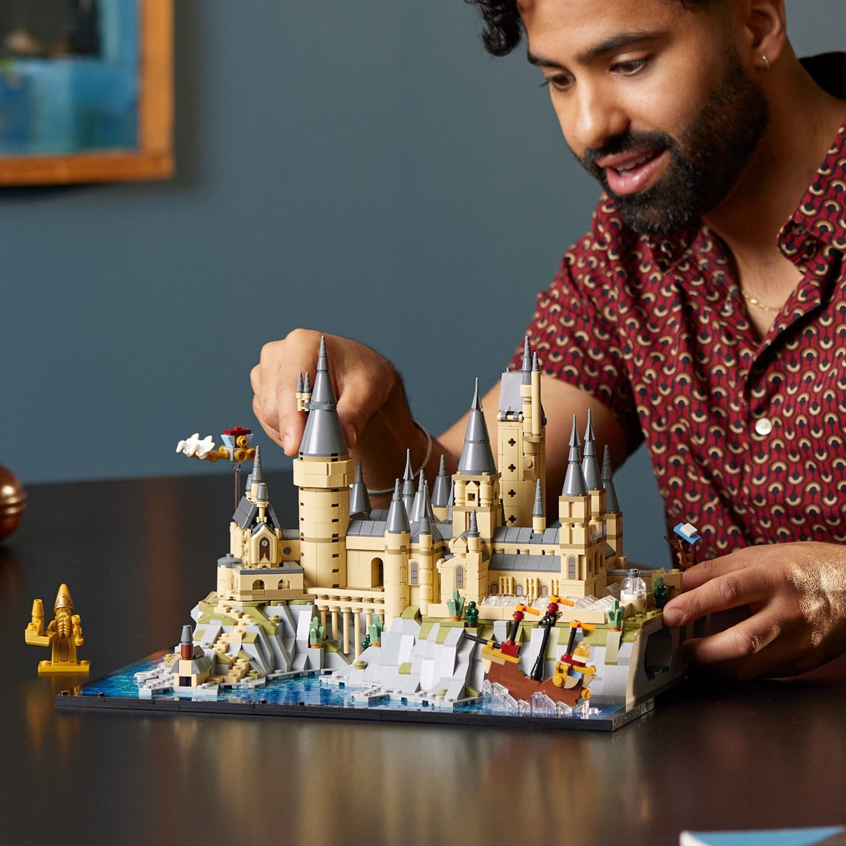 LEGO® Harry Potter: Hogwarts™ Castle and Grounds