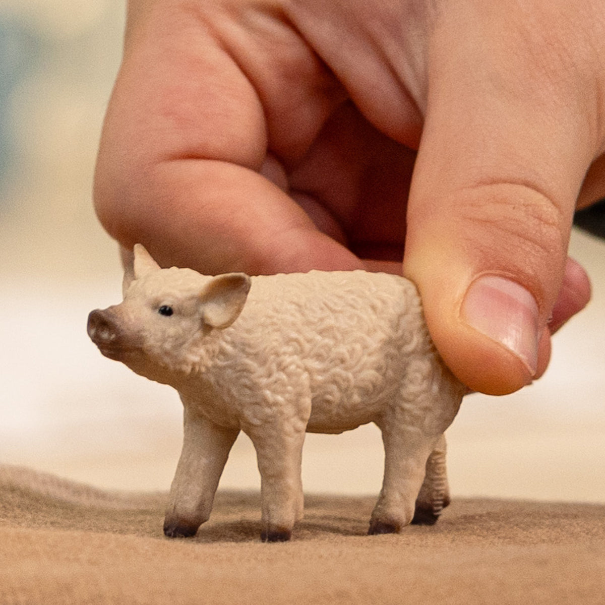 schleich FARM WORLD Mangalica Piglet