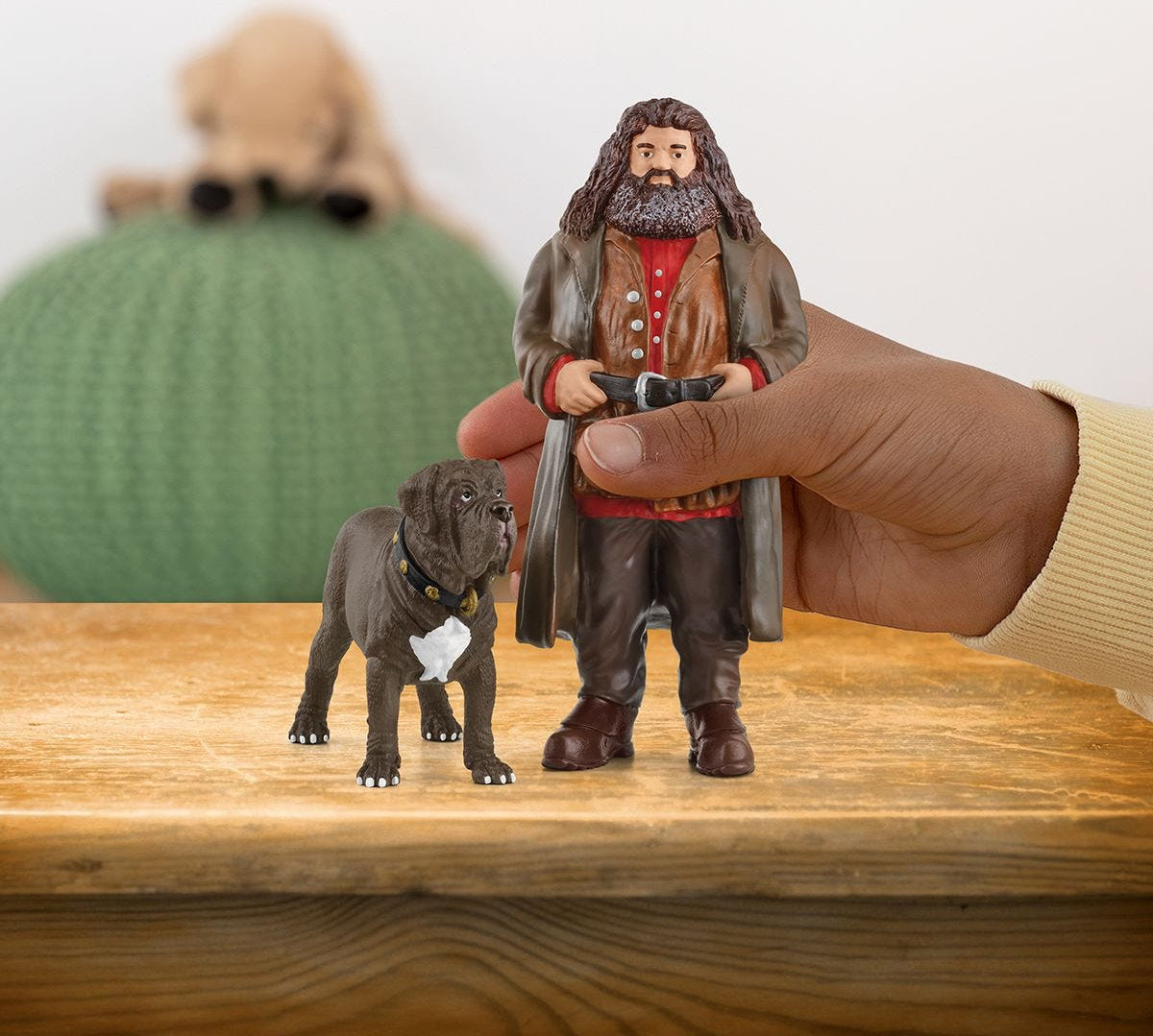 Hagrid’s Gift online Collectible Figure