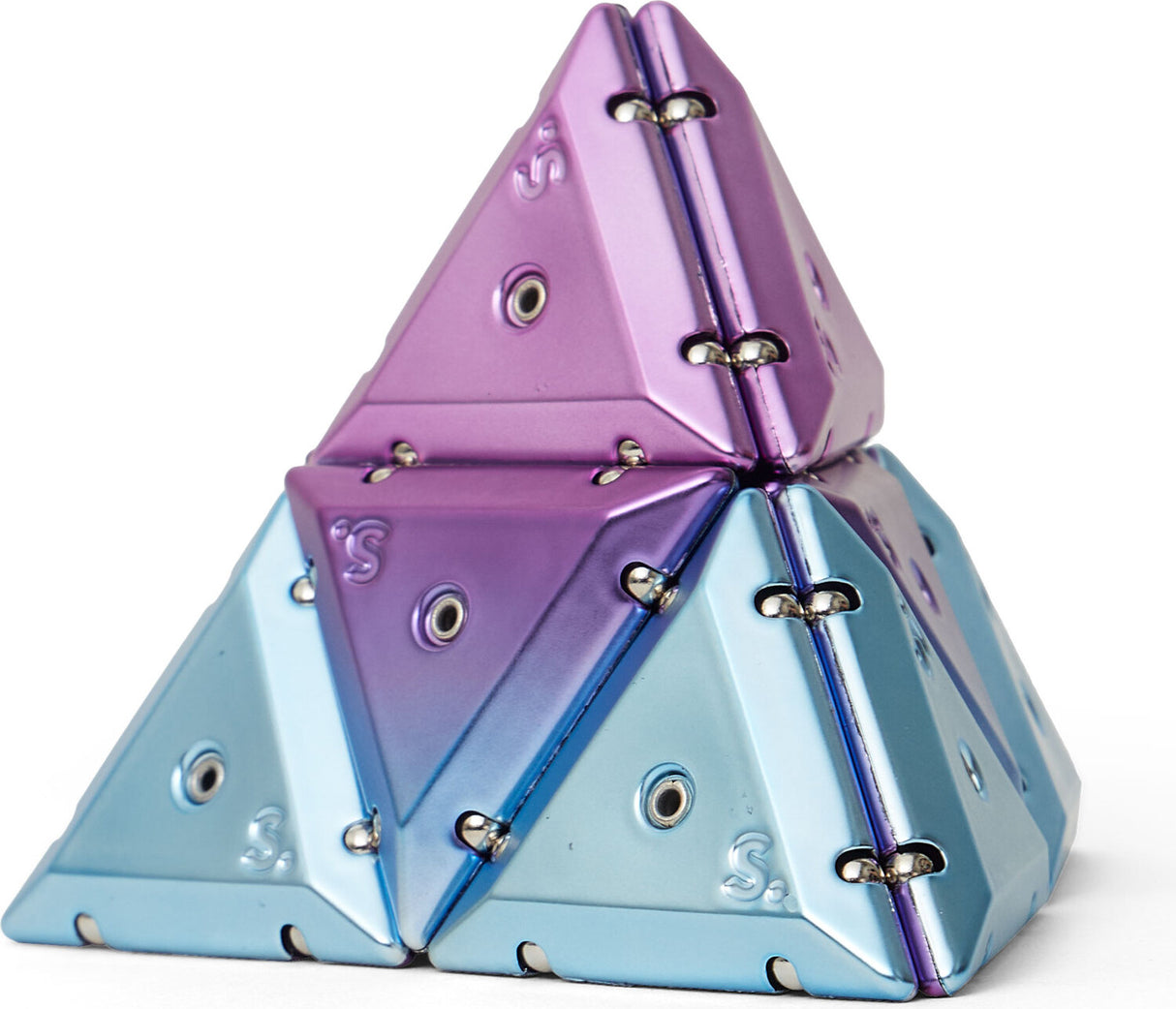 Nova Chrome Pyramid