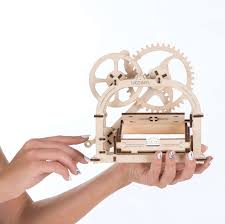 UGears Mechanical Box