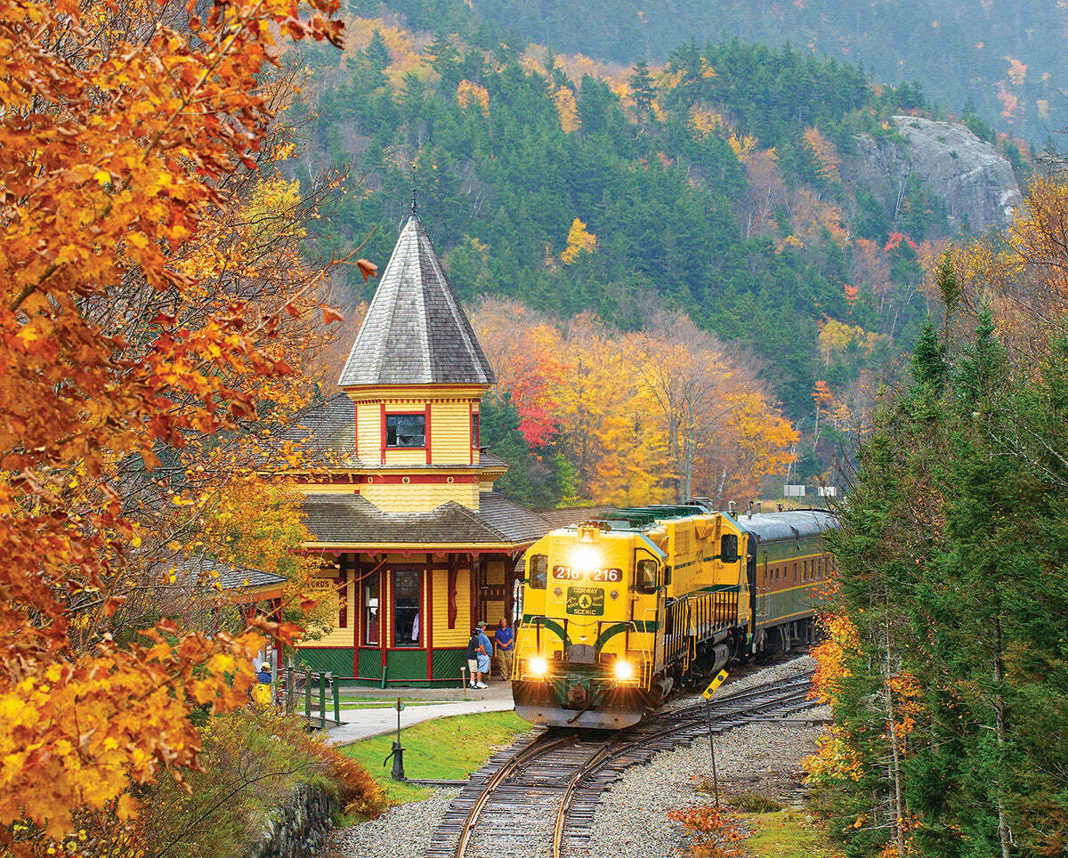 Scenic Railroad - 1000 Piece - White Mountain Puzzles